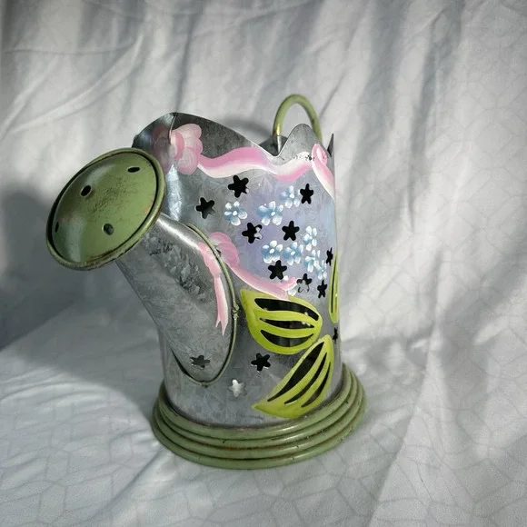 🌸 Partylite Lilac Watering Can Candle Holder  - Retired - Picture 3 of 16
